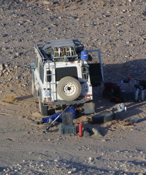 Daph repairs in sahara